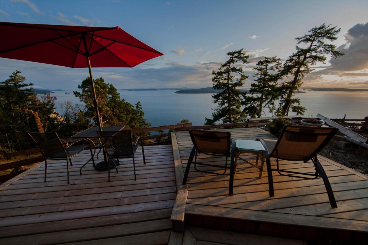 Shangri-La Oceanfront Vacation Home Bedwell Harbour Esterno foto