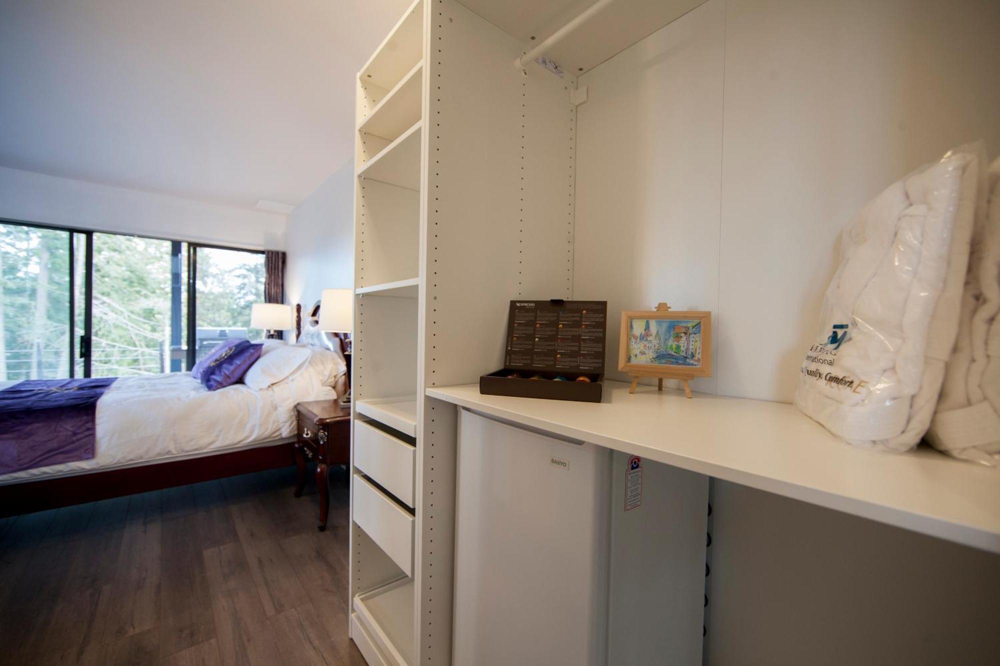Shangri-La Oceanfront Vacation Home Bedwell Harbour Esterno foto